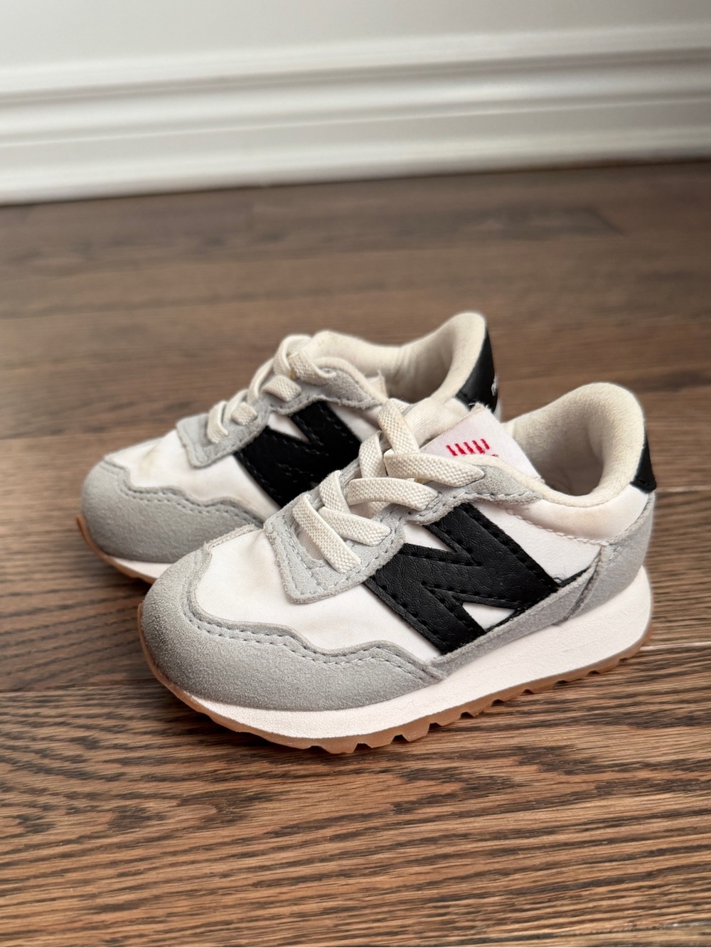 New Balance 237 Toddler Sneakers – White/Black/Grey – Size 5